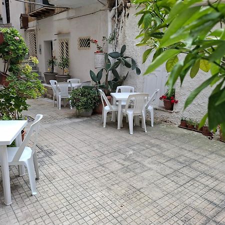 B&B Le Lumie "Il Cortiletto Del Centro" Агрідженто Екстер'єр фото